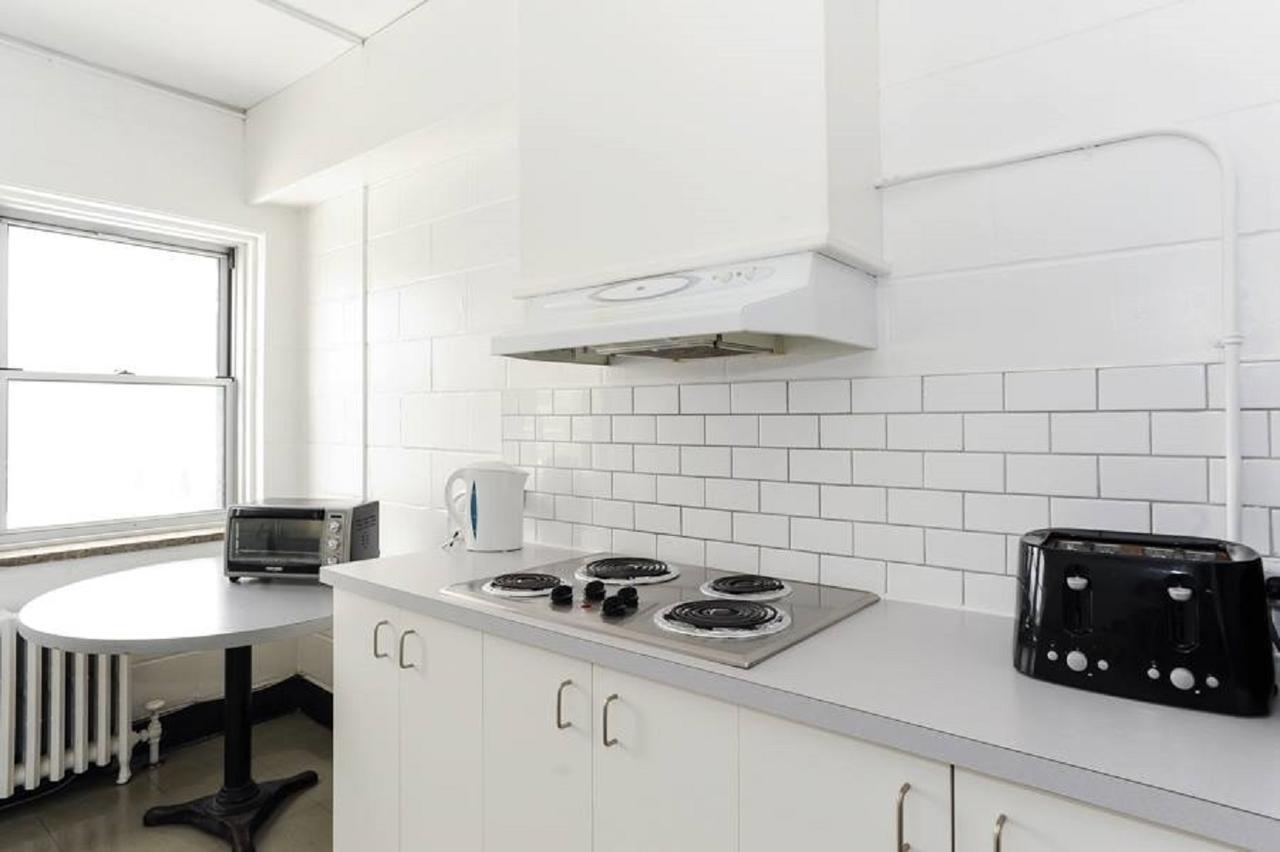Residence Lalemant College Brebeuf - Montreal — Photos 1
